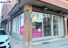 Local comercial en alquiler en Ávila, Centro - Avda. de Portugal photo 0