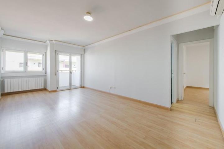 Piso en alquiler en Madrid, Chamberi - Rios Rosas photo 0