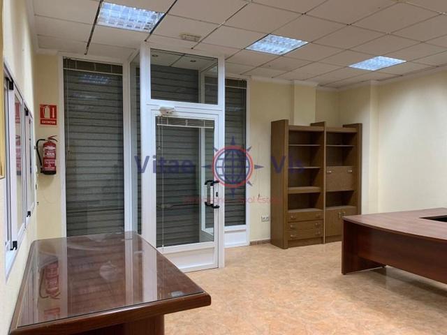 Local comercial en alquiler en Lorca photo 0