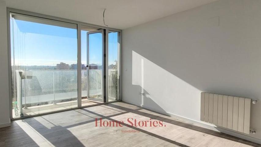 Piso en alquiler en Valencia, Ciutat de les Arts i de les Ciencies photo 0