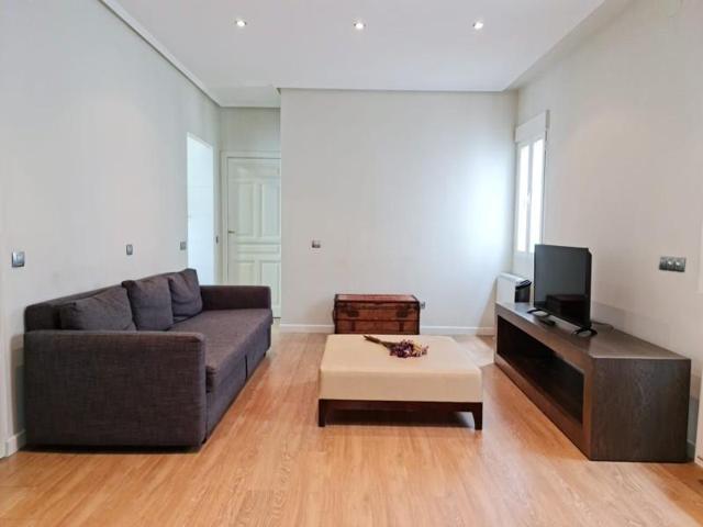 Piso en alquiler en Madrid, Salamanca - Lista photo 0