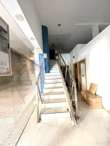 Local comercial en alquiler en Granada, Centro photo 0