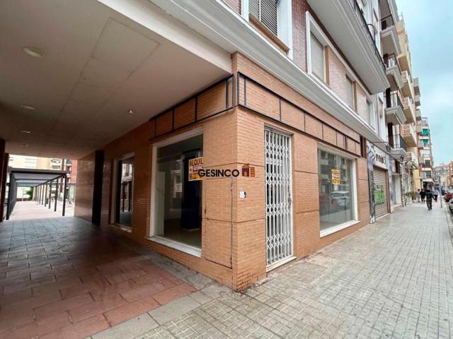 Local comercial en alquiler en Xàtiva, REINA photo 0