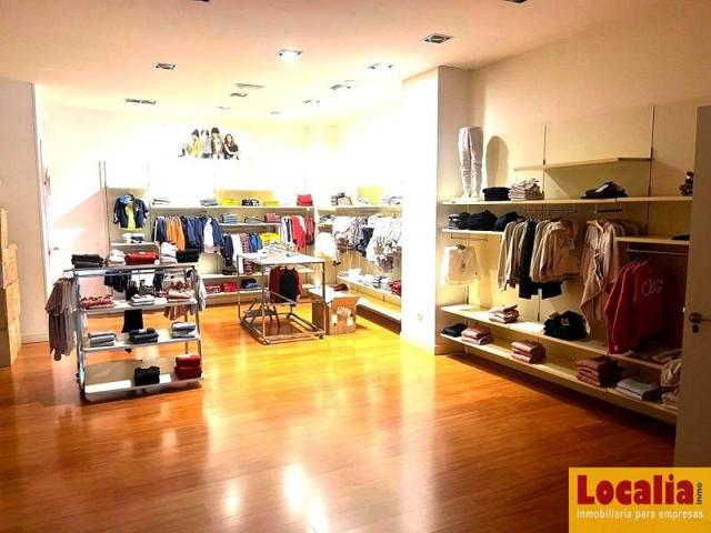 Local comercial en alquiler en Palencia, Plaza Mayor, 34001 photo 0