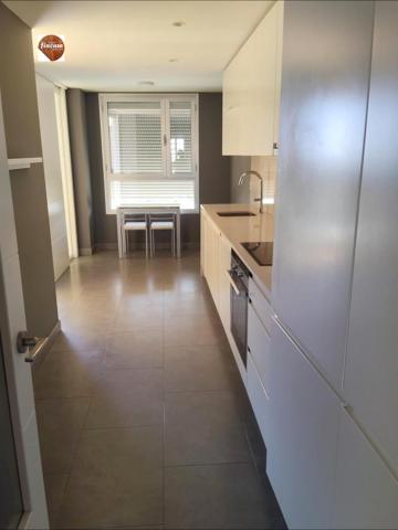 Piso en alquiler en Valencia, Penya-Roja - Alameda photo 0