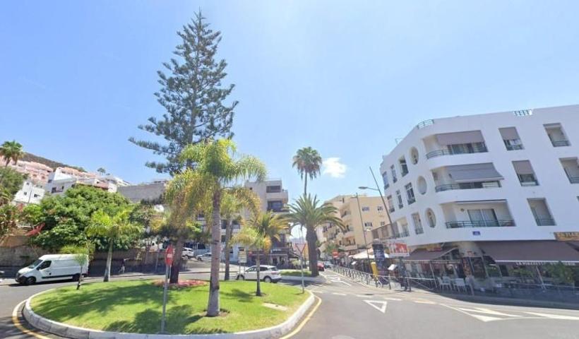 Local comercial en alquiler en Arona, Playa de las Américas photo 0