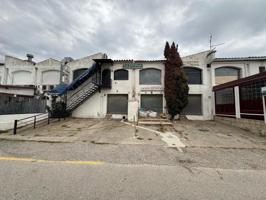 Local comercial en venta en Empuriabrava, Muga photo 0