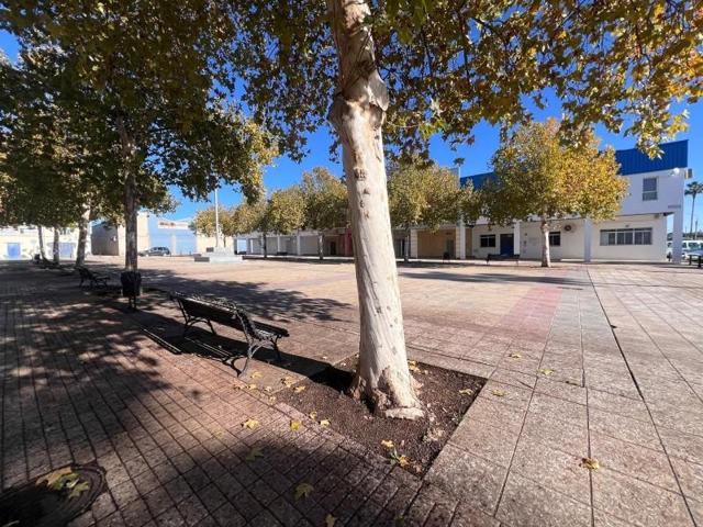 Nave industrial en venta en Guillena, Guillena pueblo photo 0