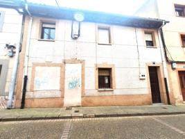 Casa en venta en Sahagún, Sahagún photo 0