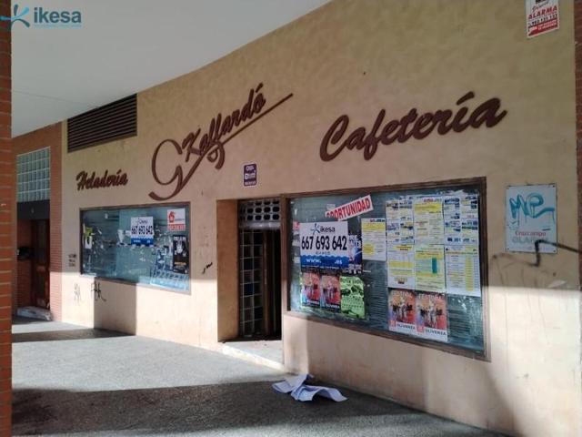 Local comercial en venta en Badajoz, Casco Antiguo photo 0