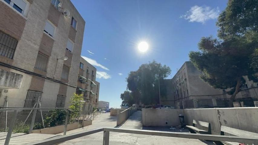 Piso en venta en Alicante, Pasaje San Juan de la Cruz, 03015 photo 0