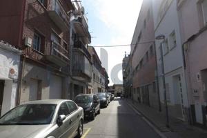 Local comercial en venta en Canovelles, Vallès Oriental photo 0