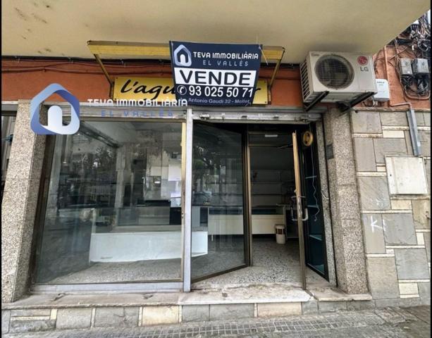 Local comercial en venta en Mollet del Vallès photo 0