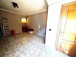 Piso en venta en Plasencia, Calle san sebastian, 10600 photo 0