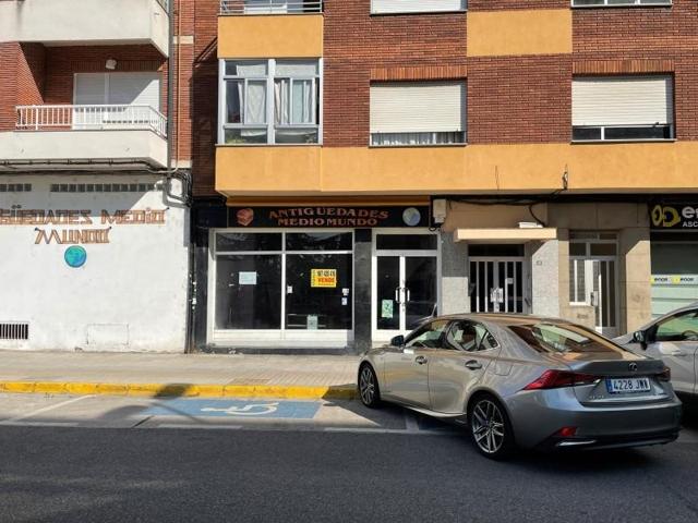Local comercial en venta en Ponferrada, Barrio de los judios photo 0