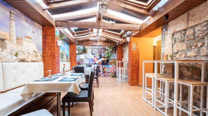 Local comercial en venta en Denia, CIU CENTRO photo 0