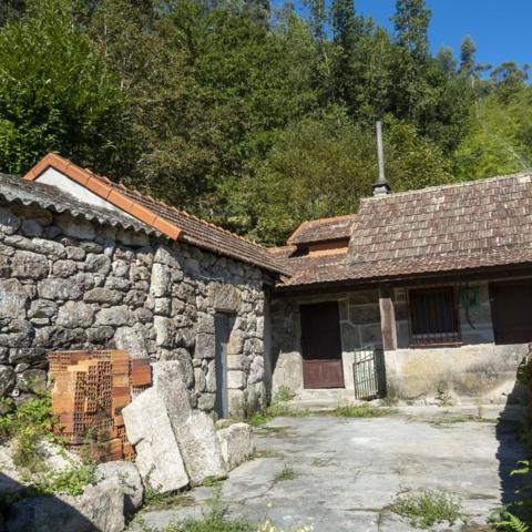 Casa en venta en Covelo, Barciademera photo 0