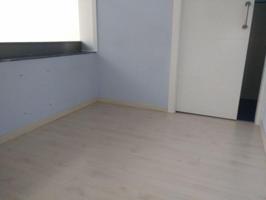 Local comercial en venta en La Lastrilla, En el pueblo photo 0