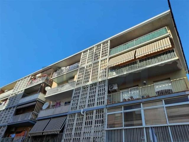 Piso en venta en Girona, Gironès photo 0