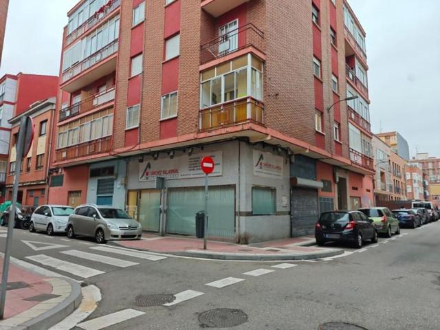 Local comercial en venta en Valladolid, Delicias photo 0