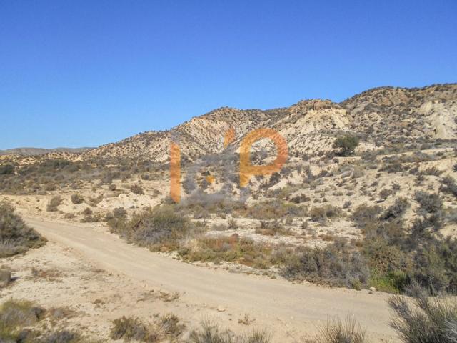 Terreno en venta en Huércal-Overa, El Gor photo 0