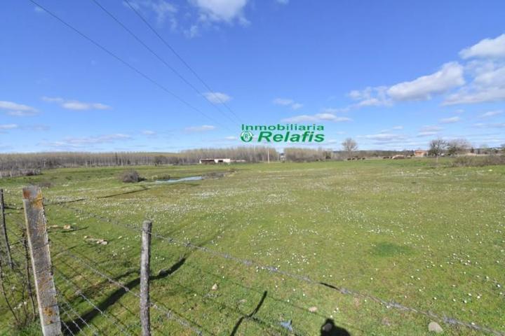 Chalet en venta en Ciudad Rodrigo, Agregado Arrabal San Sebastian photo 0