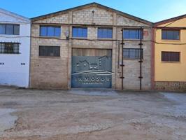 Nave industrial en venta en Lucena, Lucena photo 0