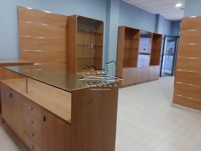 Local comercial en venta en Lucena, Lucena photo 0