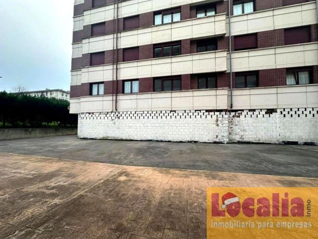 Local comercial en venta en Santander, Calle Francisco Tomás y Valiente, 39011 photo 0