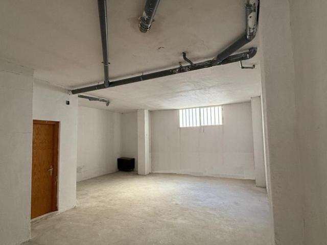 Local comercial en venta en Torrevieja, Centro photo 0