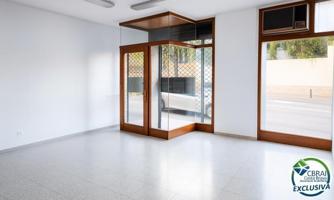 Local comercial en venta en Figueres, Centre photo 0