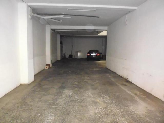 Local comercial en venta en Alzira, Iglesia Santos Patronos photo 0