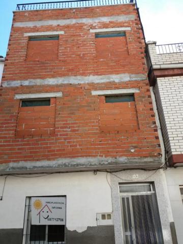 Casa con terreno en venta en Montehermoso, Calle Cervantes, 10810 photo 0
