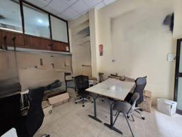 Local comercial en venta en Alicante, Campoamor photo 0