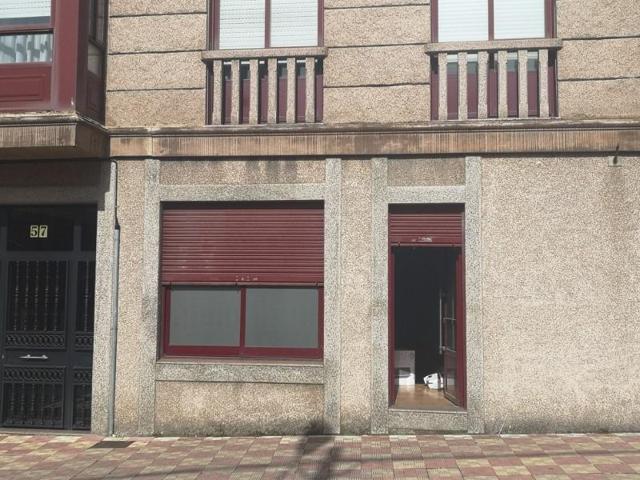 Local comercial en venta en Mugardos photo 0