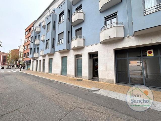 Local comercial en venta en Valladolid photo 0
