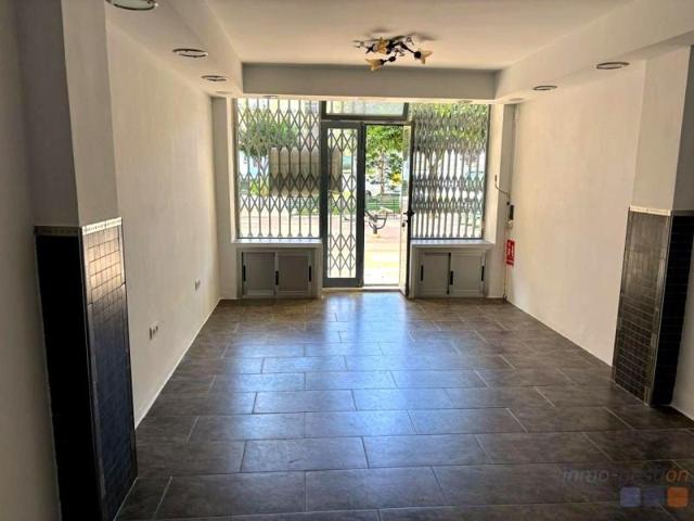 Local comercial en venta en Estepona, Calle Cabrera, 29680 photo 0
