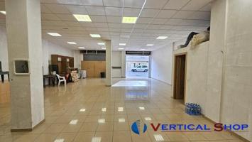 Local comercial en venta en Caudete, Antonio Machado photo 0