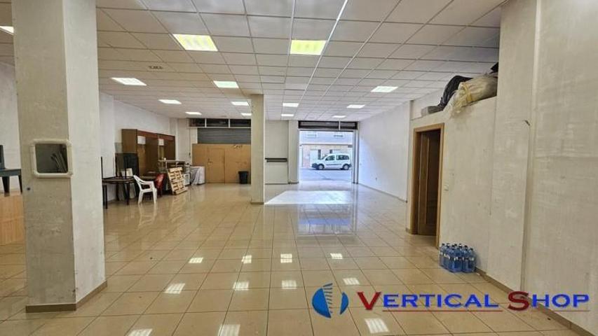 Local comercial en venta en Caudete, Antonio Machado photo 0