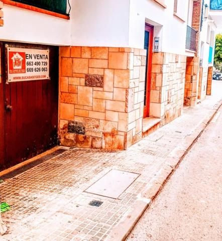 Local comercial en venta en Sitges, La Devesa- El Poble-sec - La Vista Alegre photo 0