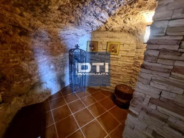 Casa en venta en Chinchilla de Monte-Aragón photo 0