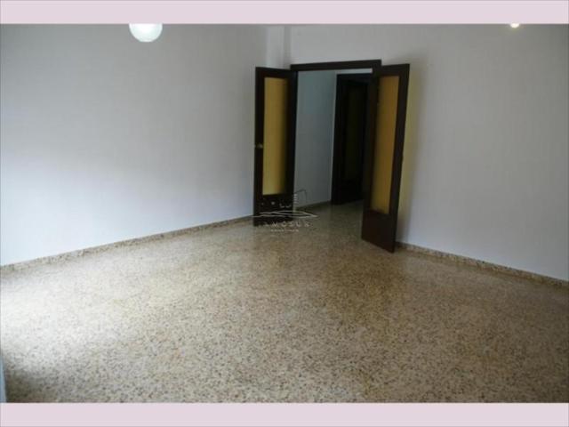 Piso en venta en Lucena, Lucena photo 0