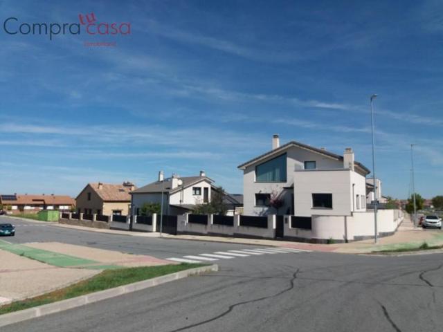 Terreno en venta en Palazuelos de Eresma, CARRASCALEJO photo 0