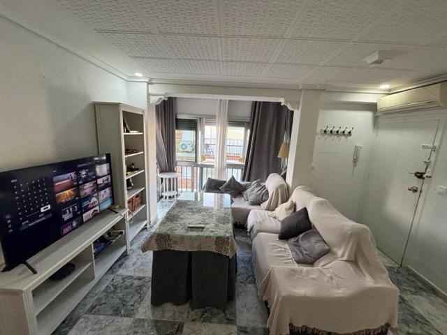 Piso en venta en San Juan de Aznalfarache, Barrio Bajo photo 0