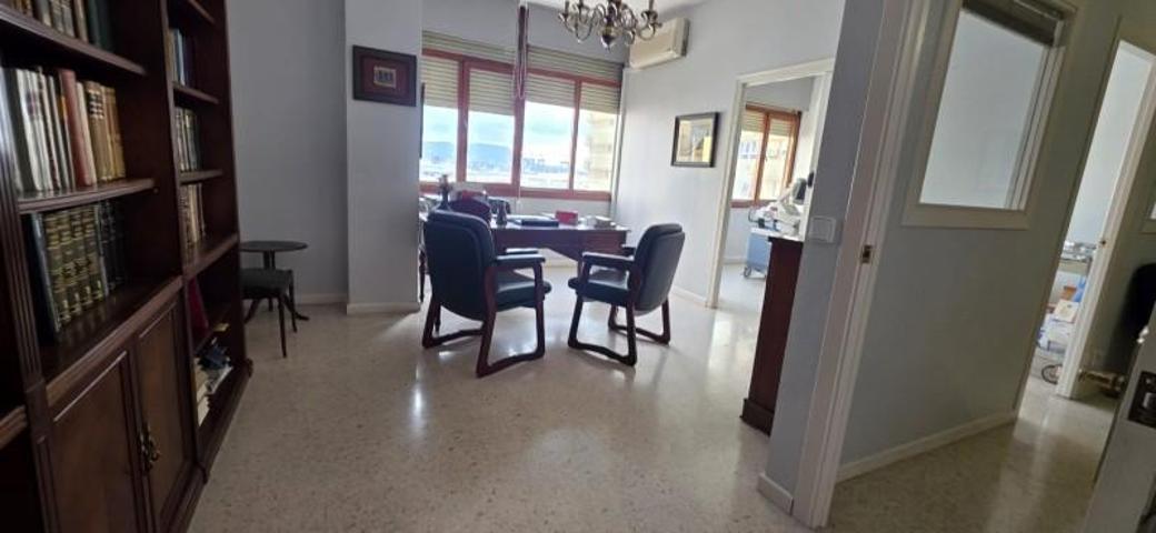 Oficina en venta en Algeciras, Centro photo 0