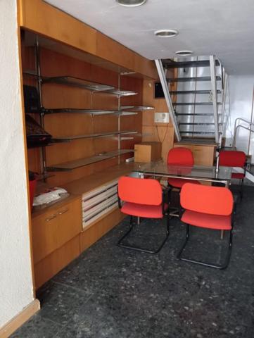 Local comercial en venta en Oviedo, Foncalada photo 0