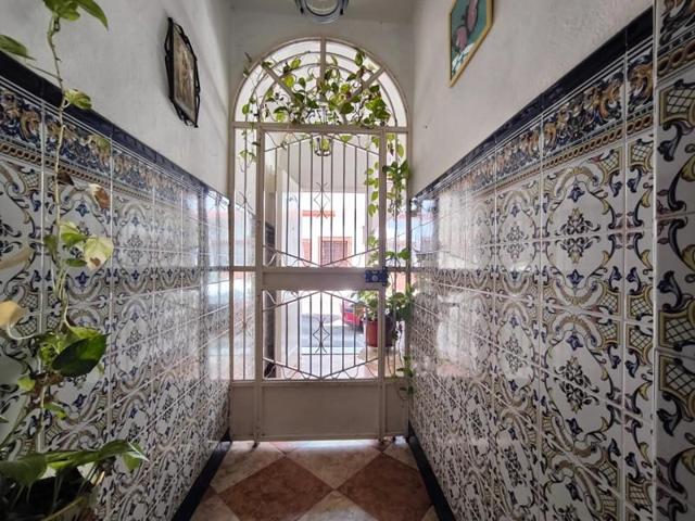 Casa en venta en San Juan de Aznalfarache, Barrio Alto photo 0