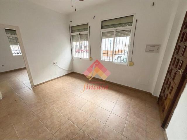 Planta baja en venta en Ronda, Centro photo 0