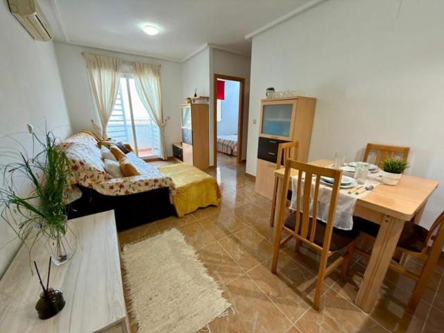 Apartamento en venta en Torrevieja, Torrevieja photo 0