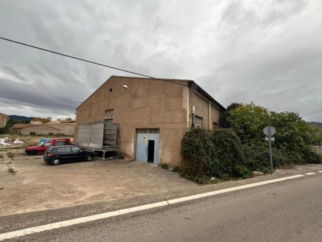 Nave industrial en venta en Cadrete, Mores photo 0